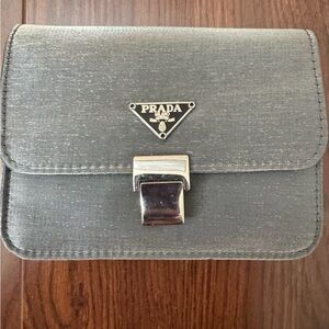 Silver Clutch/Crossbody/Shoulder/Belt Bag Silver Metallic READ LISTING